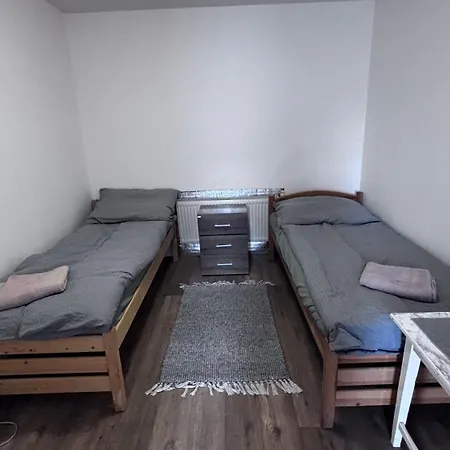 Hostel Sleep & Go Czech Republic - Praha - Zapad